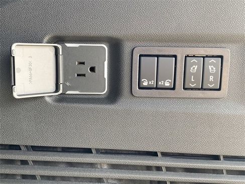 New 2026 Chevrolet Suburban RST w/ RST Capability Package image 30