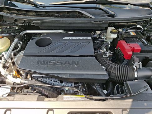 Used 2024 Nissan Rogue SV AWD/4WD image 27