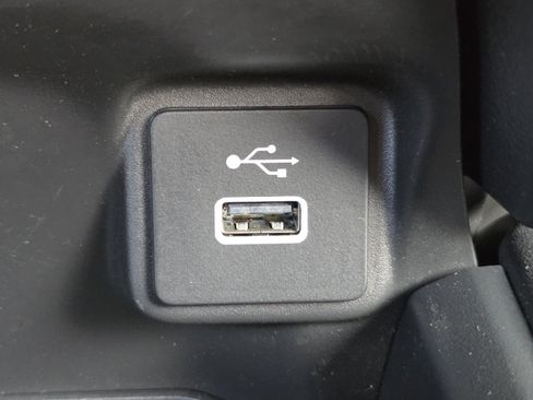 Used 2025 Honda HR-V LX image 5