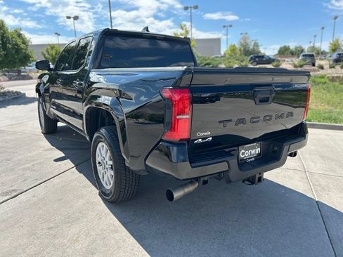 Used 2025 Toyota Tacoma SR5 AWD/4WD image 6