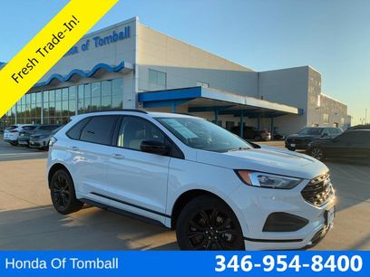 Used 2022 Ford Edge SE w/ Black Appearance Package