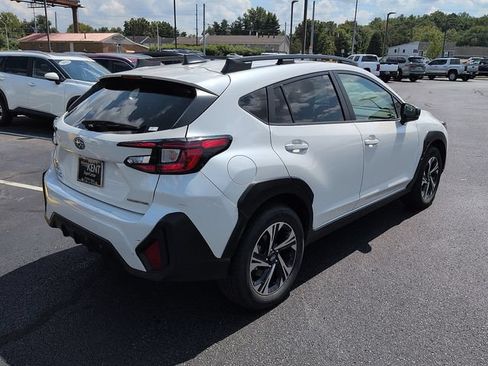 Used 2025 Subaru Crosstrek 2.5i Premium AWD/4WD image 7