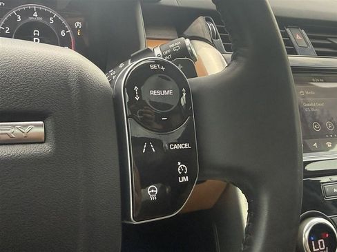 Used 2019 Land Rover Discovery HSE Luxury AWD/4WD image 29