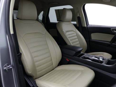 Used 2024 Ford Edge SEL AWD/4WD image 36