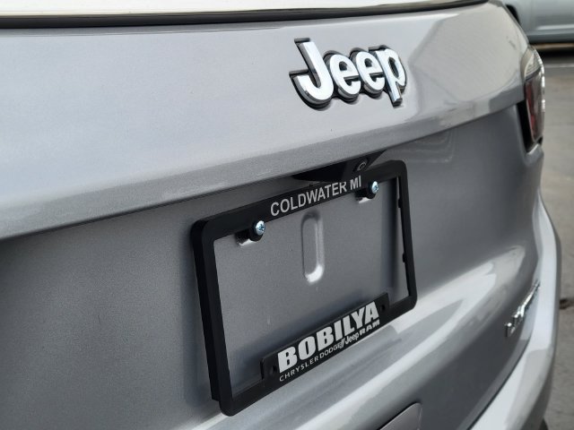Used 2022 Jeep Compass Limited AWD/4WD image 35