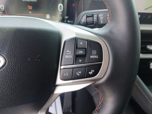 Certified 2025 Ford Explorer Active w/ Active Comfort Package RWD image 20