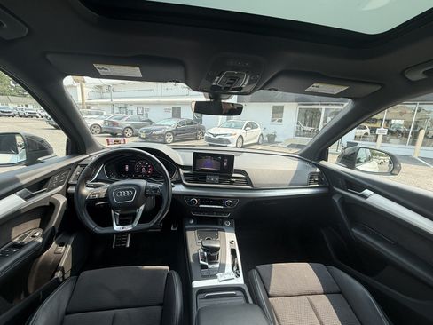 Used 2019 Audi SQ5 Premium Plus w/ Premium Plus Package AWD/4WD image 28