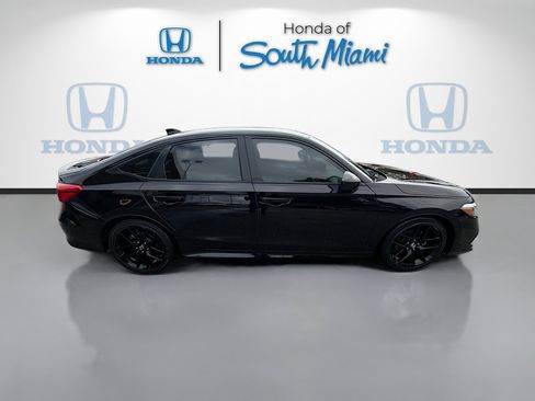 Used 2023 Honda Civic Sport image 8