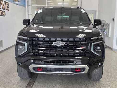 Used 2025 Chevrolet Tahoe Z71 w/ Z71 Off-Road Package AWD/4WD image 2
