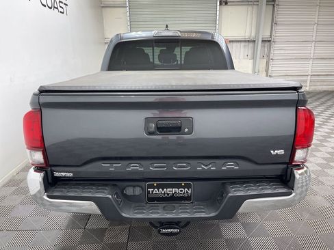 Used 2021 Toyota Tacoma SR5 image 10
