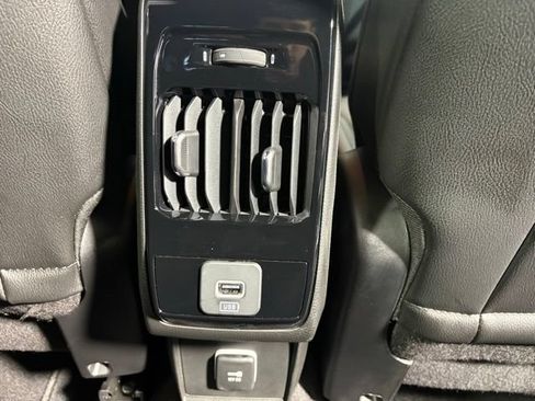 New 2026 Jeep Compass Limited AWD/4WD image 17