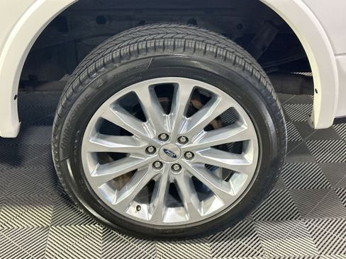 Used 2019 Ford F150 Limited w/ Trailer Tow Package image 12