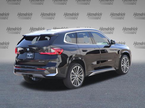 Used 2025 BMW X1 xDrive28i w/ Technology Package AWD/4WD image 10