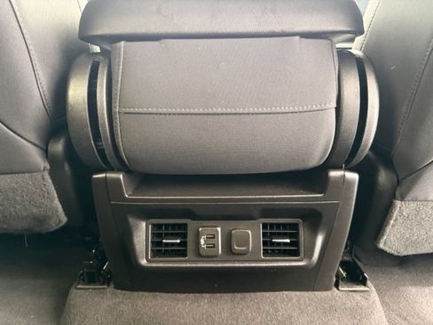 Used 2019 Chevrolet Silverado 1500 LT w/ Texas Edition RWD image 28