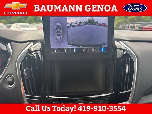 Used 2023 Chevrolet Traverse RS AWD/4WD image 30
