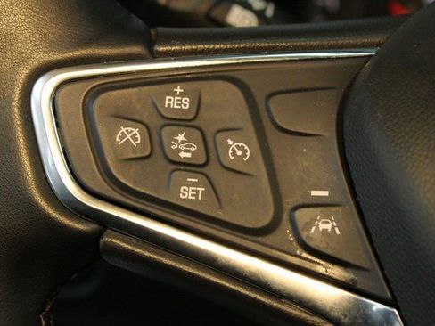 Used 2023 Chevrolet Malibu LT image 20