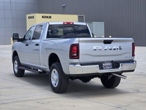 New 2026 RAM 2500 Tradesman AWD/4WD image 4