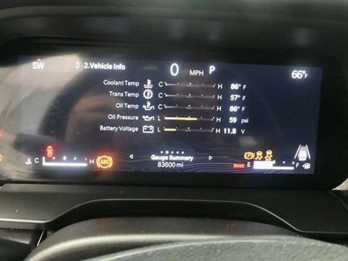 Used 2022 Jeep Grand Cherokee Laredo AWD/4WD image 19
