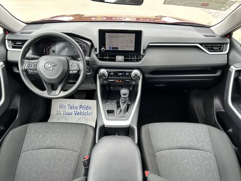 Certified 2025 Toyota RAV4 XLE AWD/4WD image 18