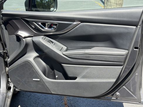 Used 2018 Subaru Impreza 2.0i Limited AWD/4WD image 18
