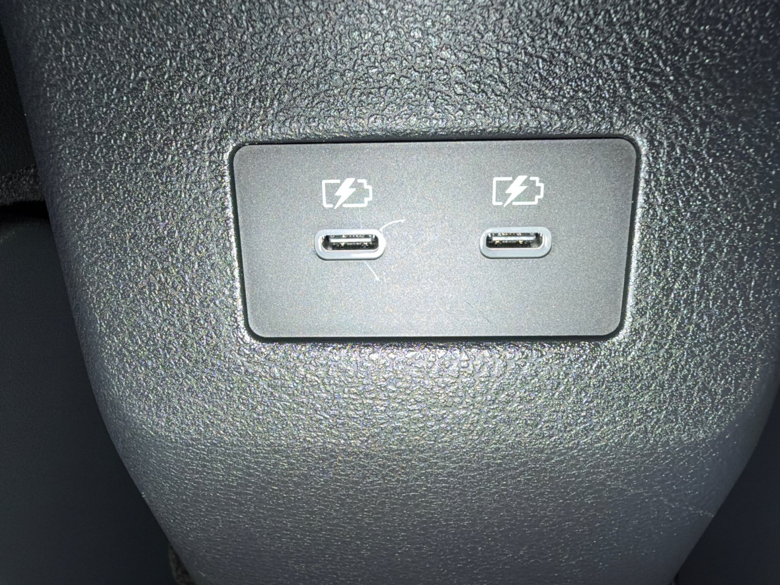 Used 2026 Nissan Kicks SR FWD image 30