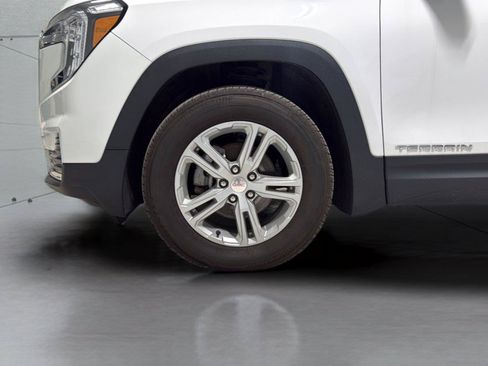 Used 2023 GMC Terrain SLE w/ Driver Convenience Package AWD/4WD image 28