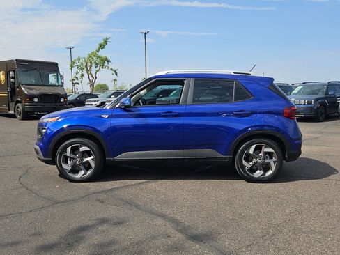 Certified 2026 Hyundai Venue SEL FWD image 9