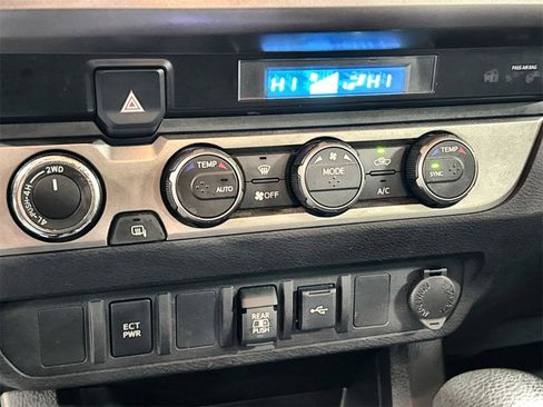 Used 2021 Toyota Tacoma SR5 image 21