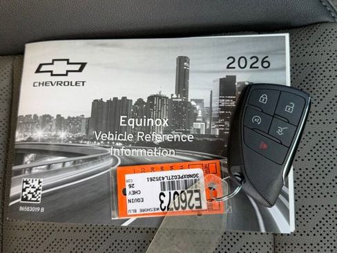 New 2026 Chevrolet Equinox LT w/ Convenience Package II AWD/4WD image 39