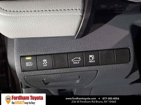 Used 2023 Toyota Camry XLE AWD/4WD image 20