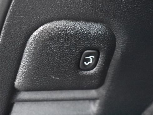 Used 2018 Jeep Grand Cherokee High Altitude image 21