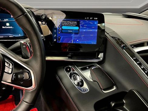 Used 2025 Chevrolet Corvette Stingray Coupe image 8