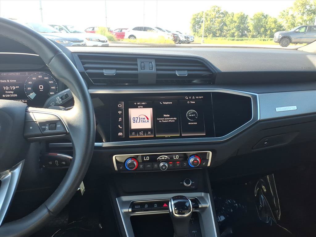 Used 2025 Audi Q3 2.0T Premium AWD/4WD image 7