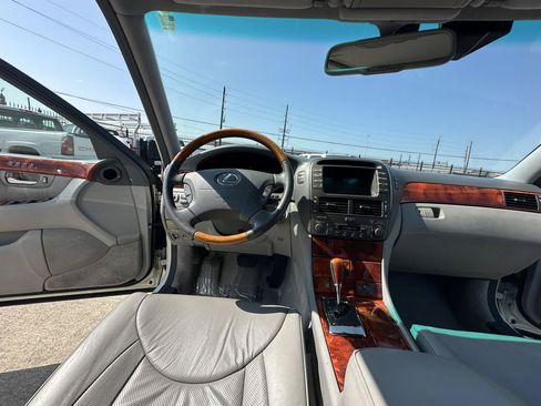 Used 2006 Lexus LS 430 RWD image 68