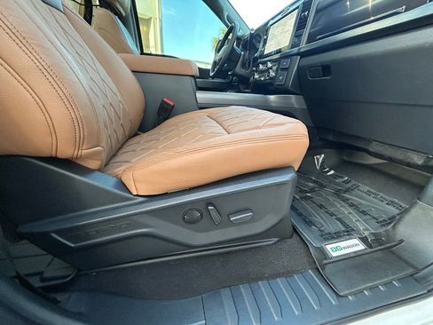 Used 2025 Ford F250 Lariat w/ Lariat Ultimate Package AWD/4WD image 31
