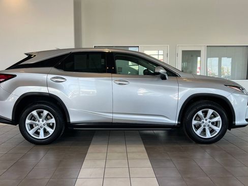 Used 2017 Lexus RX 350 FWD image 3
