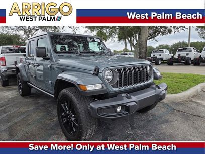 Used 2025 Jeep Gladiator Sport