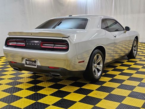 Used 2020 Dodge Challenger SXT w/ Driver Convenience Group image 3
