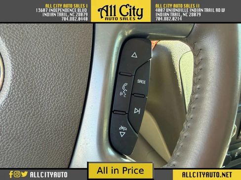 Used 2011 GMC Yukon SLT w/ SLT-2 Equipment Package image 23