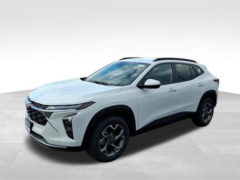 New 2026 Chevrolet Trax LT w/ LT Convenience Package image 4