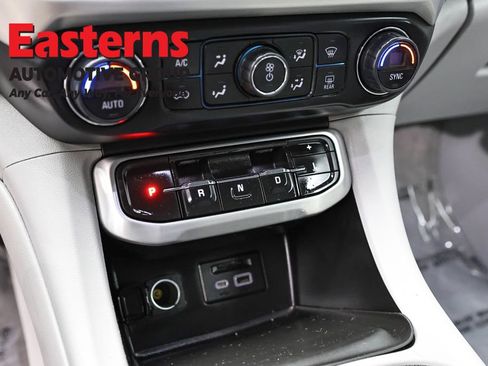 Used 2021 GMC Acadia SLT w/ Preferred Package image 20