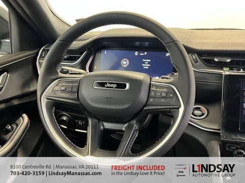 New 2025 Jeep Grand Cherokee Altitude image 20
