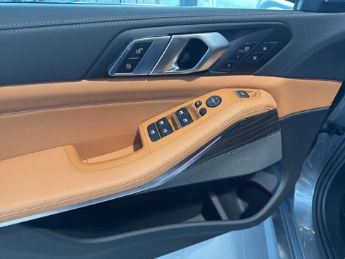 Used 2026 BMW X5 xDrive40i w/ M Sport Package image 20