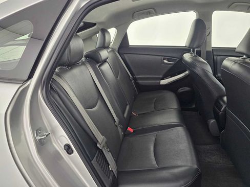 Used 2015 Toyota Prius Prime Advanced FWD image 12