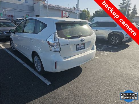 Used 2012 Toyota Prius V Three image 2