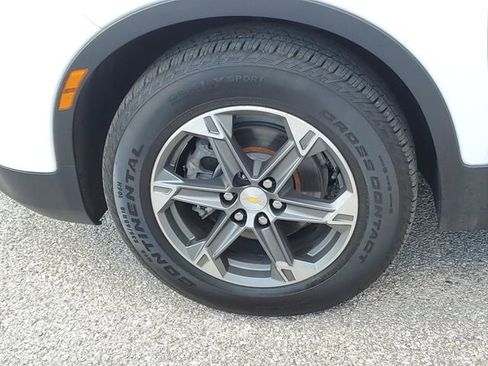 Used 2023 Chevrolet Blazer LT image 8