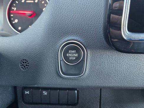 Used 2020 Mercedes-Benz Sprinter 2500 image 10