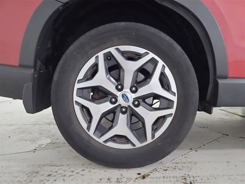 Used 2022 Subaru Forester Premium image 13