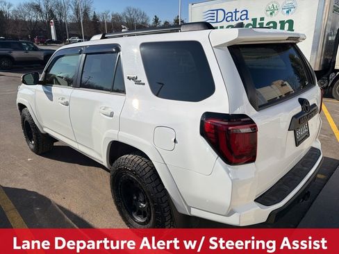 Certified 2024 Toyota 4Runner TRD Off-Road Premium w/ Moonroof Package image 18