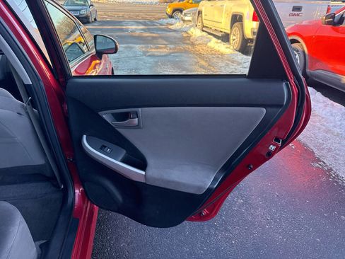 Used 2015 Toyota Prius Three image 20